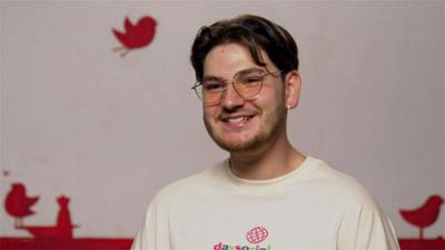 First Dates - Ein Tisch für zwei: Folge 97: U.a. mit: Dominik und Jannis