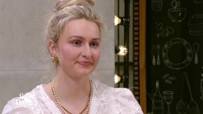 First Dates - Ein Tisch für zwei: Folge 43: U. a. mit: Laura und Jassin