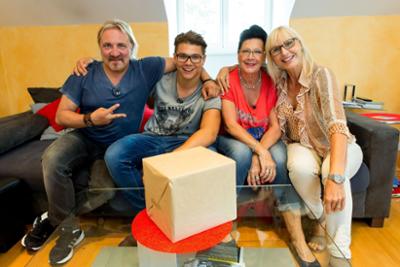 Hot oder Schrott - Die Allestester: Folge 10: Themen heute u.a.: "Sbelt Neck Slimmer", "Bubble Balls"
