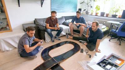Hot oder Schrott - Die Allestester: Folge 14: Heute u. a.: Spielzeugrennbahn