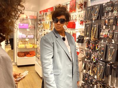 Shopping Queen: Folge 83: Tag 2: Sammy, Nürnberg