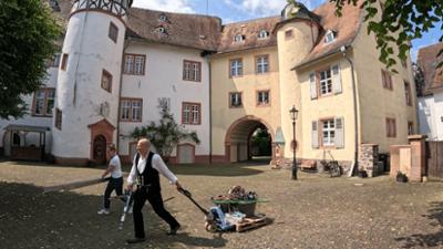 Traumhaus oder Luftschloss? - Normal wohnen kann jeder: Folge 4: Sorgen um Porzellanfabrik