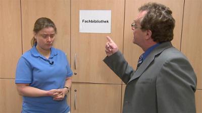 Verklag mich doch!: Folge 19: Buchstabensalat