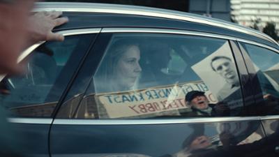 A better Place: Freiheit in Fesseln