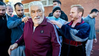 Alte Bande: Komödie