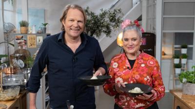 Einfach & köstlich: Cordon-Bleu und Mangold-Knödel: Björn Freitag kocht mit Michaela Stöberl