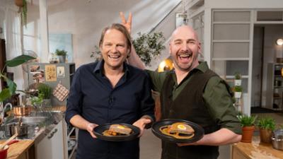 Einfach & köstlich: Falscher Hase & Hirschkalbsrücken: Björn Freitag kocht mit Timo Böckle
