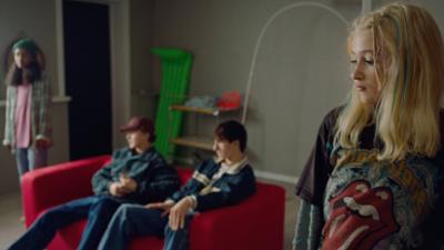 Glow: Eifersucht (S01/E05)