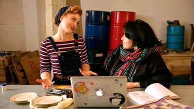 Hallo Schatz - Vom Plunder zum Prachtstück: Folge 17: Vom Nachtschränkchen zum Sideboard