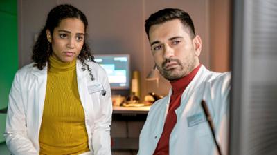 In aller Freundschaft: Folge 980: Halbe Wahrheiten (S25/E17)