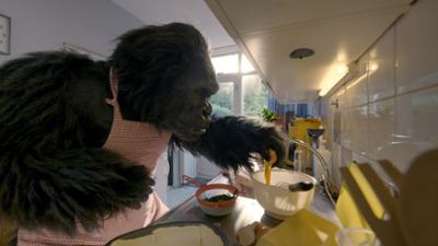 Lena & Benedict: Folge 5 · Party mit Benedict