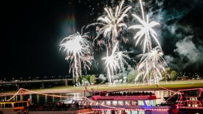 Lokalzeit live - Feuerzauber über Düsseldorf: Lokalzeit live · Feuerzauber über Düsseldorf