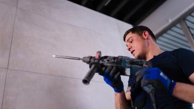 Passt, wackelt und hat Luft: Folge 1: Stefans Stemmhammer-Abriss