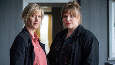 Tatort: Heile Welt: Heile Welt (2021)