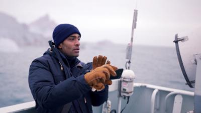 Thin Ice: Folge 1: Entführung auf Grönland