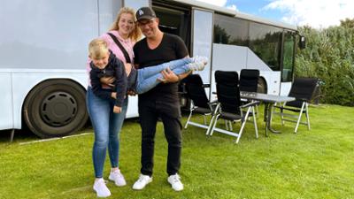 Wir werden Camper: Mit dem selbstausgebauten Linienbus nach Texel