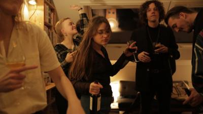 About Saturday: Staffel 1, Folge 2: Der Tag danach