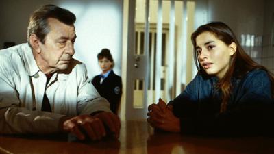 Alle meine Töchter: Staffel 3, Folge 8: Jeder hat seine Schwäche