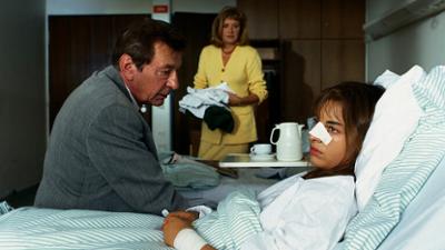 Alle meine Töchter: Staffel 2, Folge 10: Tante Mathilde greift ein