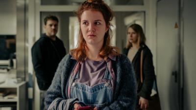 Another Monday: Staffel 1, Folge 1: Das Erwachen 