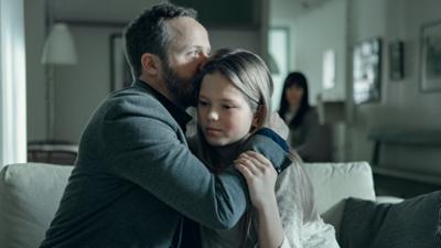 Arctic Circle - Der unsichtbare Tod: Ausbeuter