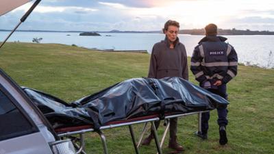 Auckland Detectives – Tödliche Bucht: Staffel 1, Folge 3: Gefährliche Nähe