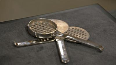 Bares für Rares: Staffel 2025, Folge 195: Kurioses und rätselhaftes Utensil