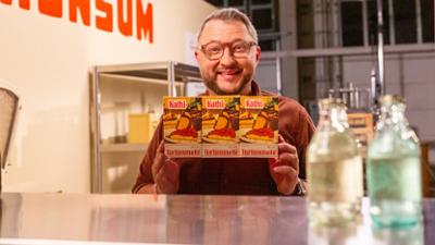 besseresser: Tricks der Lebensmittelindustrie: Staffel 1, Folge 31: Die Tricks in DDR-Produkten: Sebastian Lege deckt auf