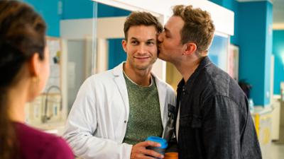 Bettys Diagnose: Staffel 10, Folge 8: Liebeskummer lohnt sich nicht Bettys Diagnose: Staffel 10, Folge 8: Liebeskummer lohnt sich nicht