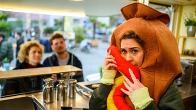 Bettys Diagnose: Staffel 10, Folge 10: Es geht um die Wurst