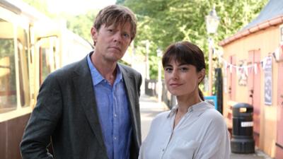 Beyond Paradise: Staffel 2, Folge 1: Mord im Theaterexpress