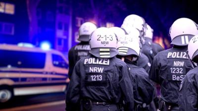 Blutsbande – Clans in Deutschland: Staffel 2, Folge 1: Kampf ums Revier Blutsbande – Clans in Deutschland: Staffel 2, Folge 1: Kampf ums Revier