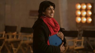 Bupkis: Staffel 1, Folge 6: Alles geht schief