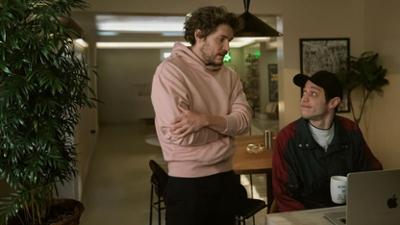 Bupkis: Staffel 1, Folge 1: Dieser magische Moment