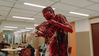 Cryptid: Staffel 1, Folge 1: Sebastian