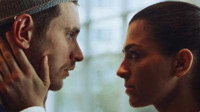 Crystal Wall: Staffel 1, Folge 12: Verrat