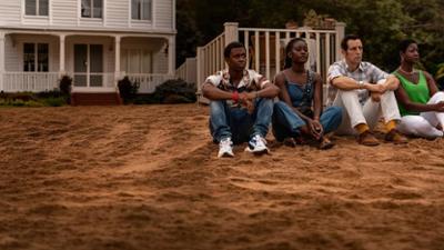 Death in Paradise: Staffel 12, Folge 10: Musik im Blut