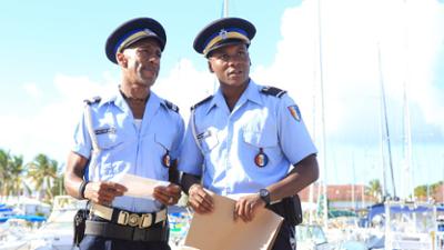 Death in Paradise: Staffel 5, Folge 6: Eiskalter Mord