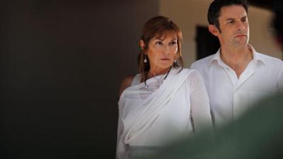 Death in Paradise: Staffel 2, Folge 1: Der blutige Finger