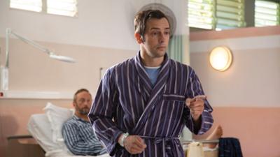 Death in Paradise: Staffel 10, Folge 4: Tödliche Nachtschicht Death in Paradise: Staffel 10, Folge 4: Tödliche Nachtschicht