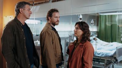 Der Bergdoktor: Staffel 19, Folge 1: Neuanfänge