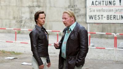 Der gleiche Himmel: Staffel 1, Folge 2: Der gleiche Himmel (2/3)