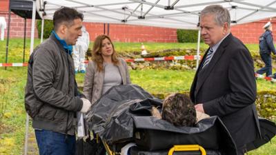 Der Staatsanwalt: Staffel 16, Folge 3: Tod im Teich