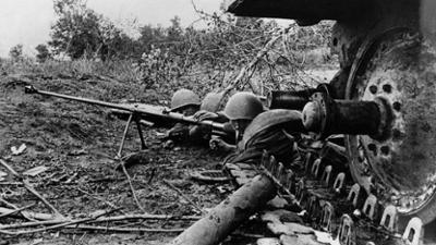 Der Zweite Weltkrieg: Staffel 1, Folge 7: Totaler Krieg