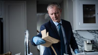 Detective Grace: Staffel 1, Folge 1: Stirb ewig