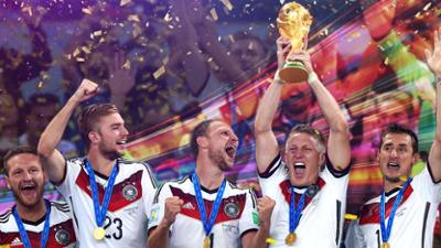 Die 2010er – Jahrzehnt der Illusionen: Staffel 1, Folge 3: 2014 - 2016: Weltmeister und Flüchtlinge