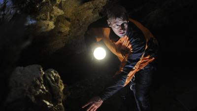 Die Bergretter: Staffel 2, Folge 12: Nur die Hoffnung zählt Die Bergretter: Staffel 2, Folge 12: Nur die Hoffnung zählt