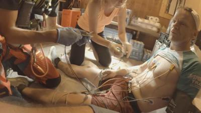 Die Lebensretter von Murnau: Staffel 1, Folge 2: Läufer kollabiert beim Ultratrail