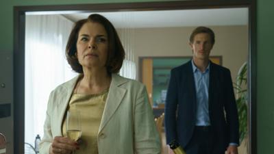 Die Macht der Kränkung: Staffel 2, Folge 4: Rosa