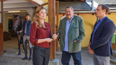Die Rosenheim-Cops: Staffel 17, Folge 24: Ausgeritten